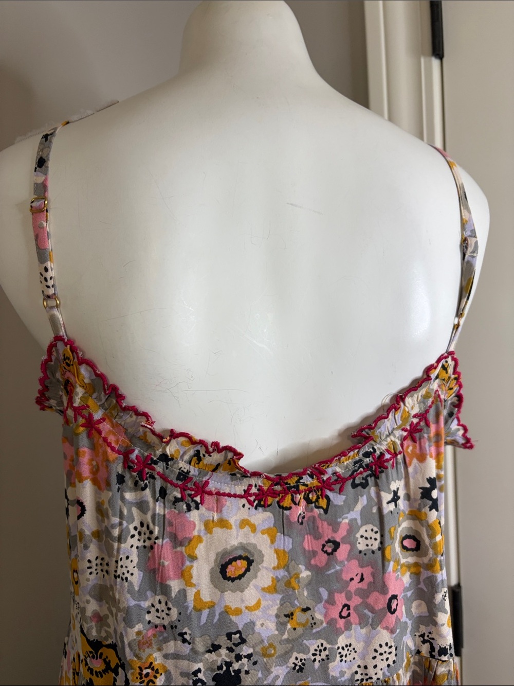 Natural Life Avery Dress embroidered floral midi print hand crochet Sz S NEW - Picture 8 of 12